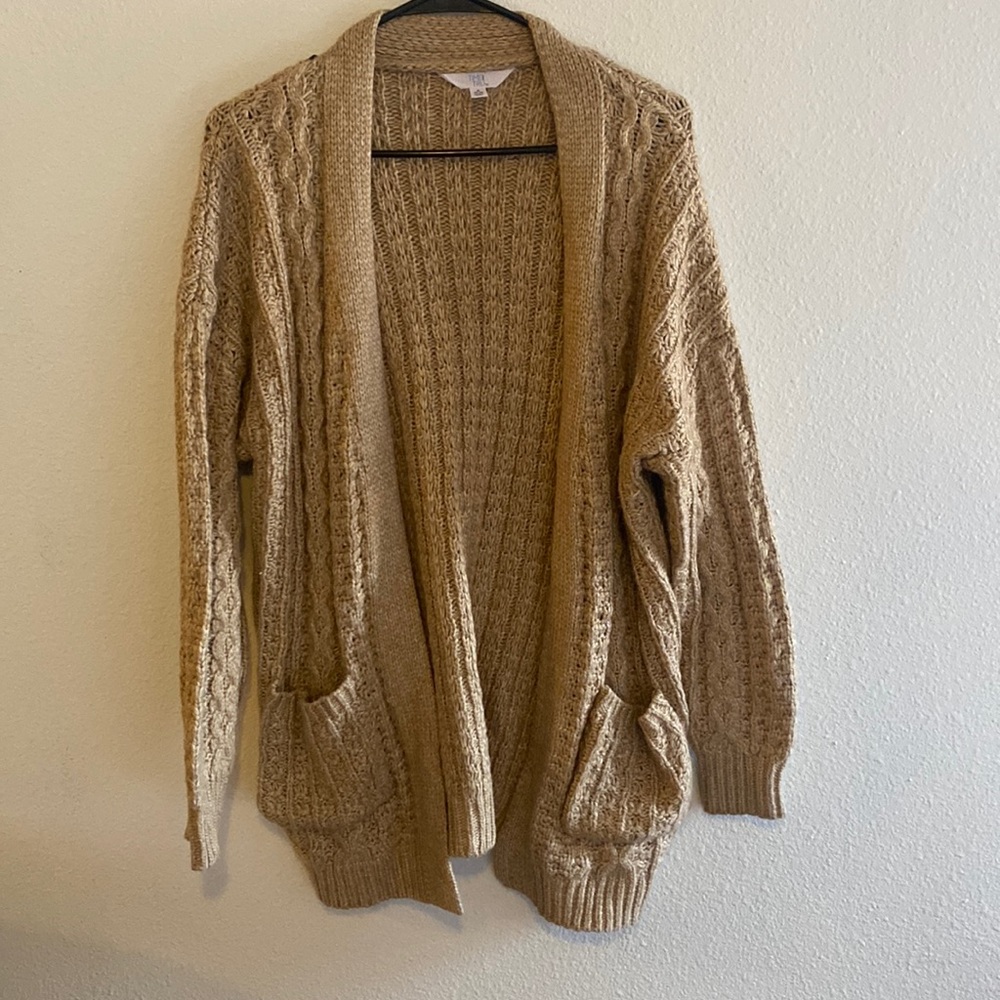 Time and Tru chunky knit cardigan sweater